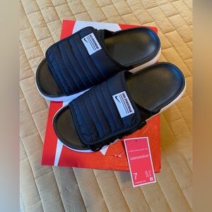 Nike Asuna Slide 2 NWT